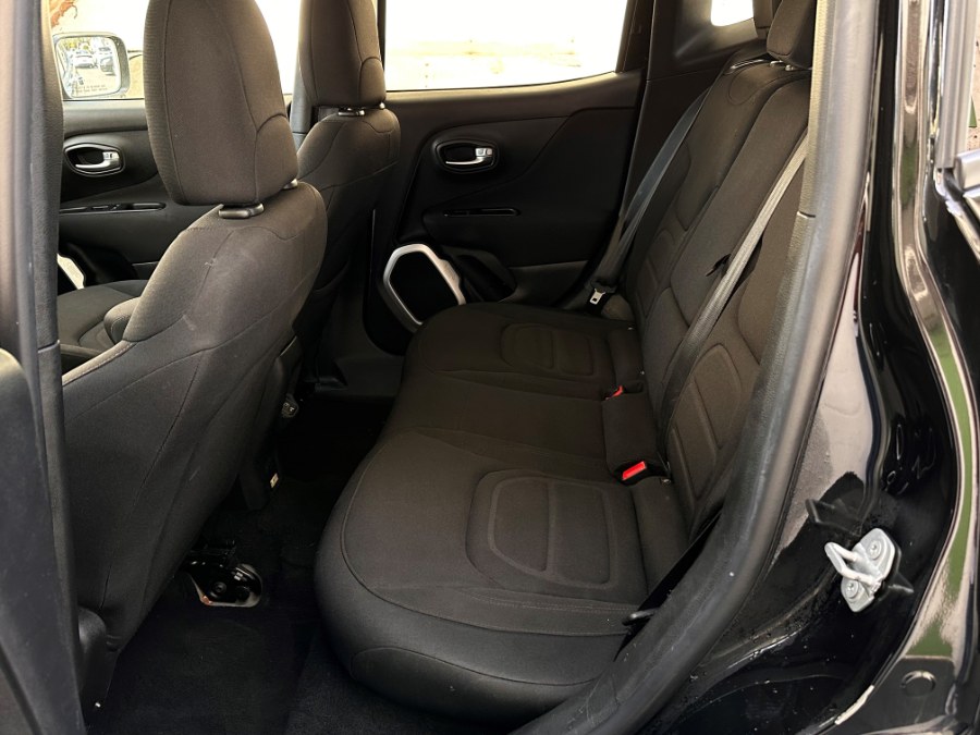 2018 Jeep Renegade Latitude FWD, available for sale in Corona, California | Green Light Auto. Corona, California 2018 Jeep Renegade Latitude FWD, available for sale in Corona, California | Green Light Auto. Corona, California