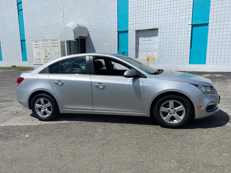 2016 Chevrolet Cruze Limited 4dr Sdn Auto LT w/1LT, available for sale in Milford, Connecticut | Dealertown Auto Wholesalers. Milford, Connecticut 2016 Chevrolet Cruze Limited 4dr Sdn Auto LT w/1LT, available for sale in Milford, Connecticut | Dealertown Auto Wholesalers. Milford, Connecticut