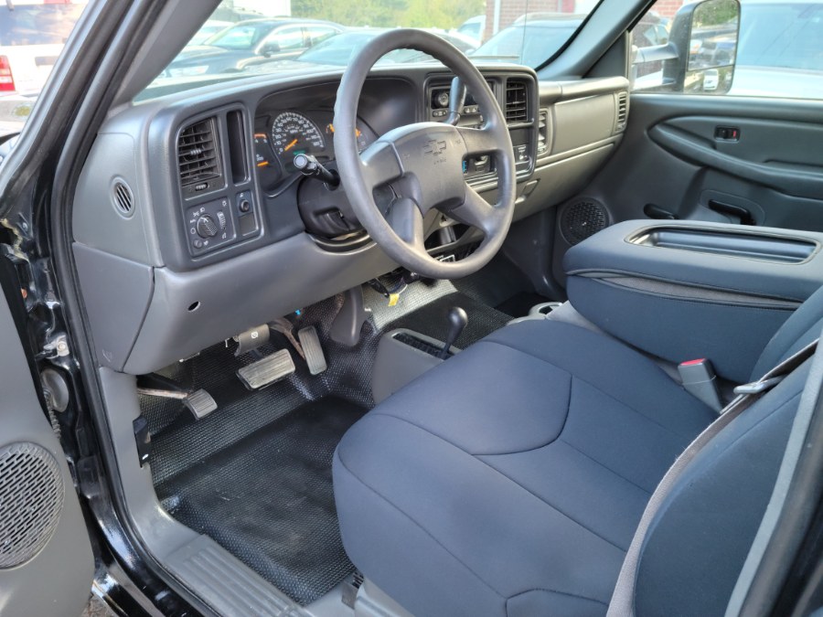 2005 Chevrolet Silverado 2500HD LS 4WD 6.6 Duramax Diesel Extended Cab, available for sale in East Windsor, Connecticut | Toro Auto. East Windsor, Connecticut 2005 Chevrolet Silverado 2500HD LS 4WD 6.6 Duramax Diesel Extended Cab, available for sale in East Windsor, Connecticut | Toro Auto. East Windsor, Connecticut