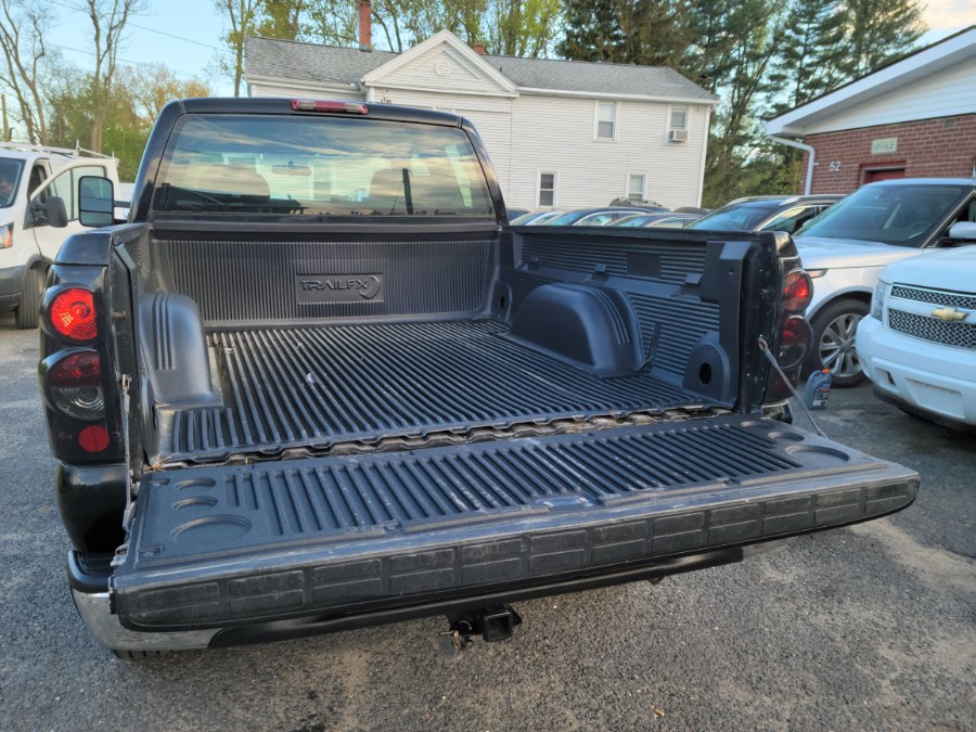 Chevrolet Silverado 2500HD 2005 in East Windsor, Ellington, Windsor ...