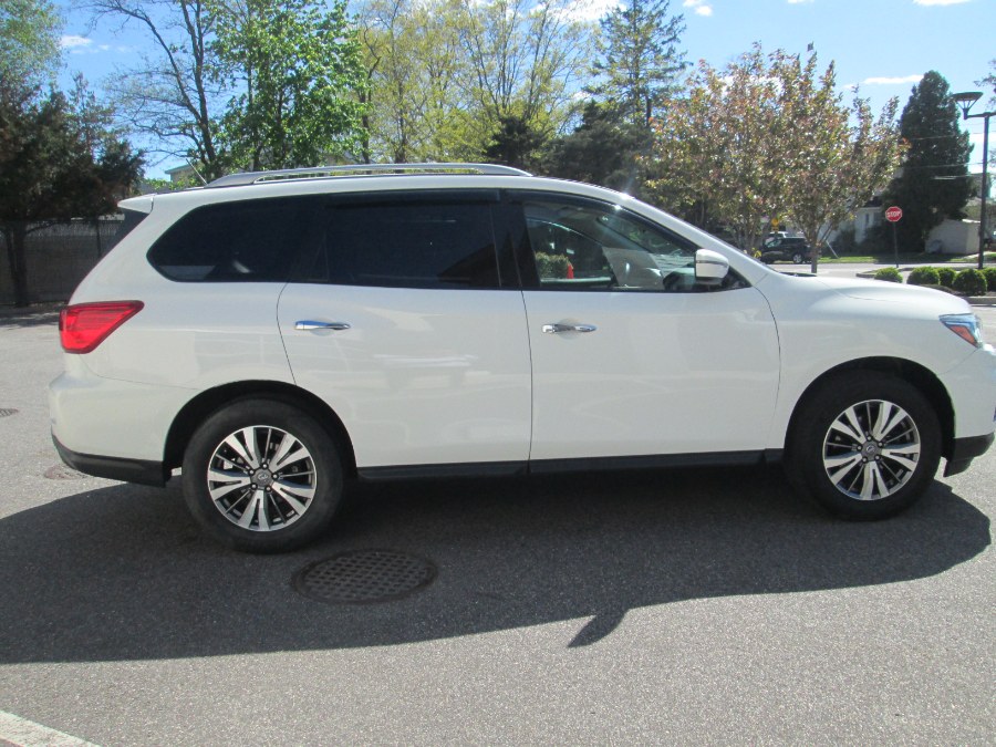 2018 Nissan Pathfinder 4x4 SV, available for sale in Massapequa, New York | South Shore Auto Brokers & Sales. Massapequa, New York 2018 Nissan Pathfinder 4x4 SV, available for sale in Massapequa, New York | South Shore Auto Brokers & Sales. Massapequa, New York
