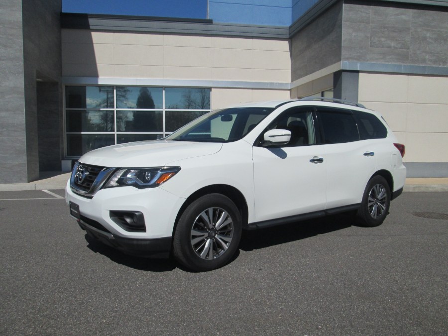 2018 Nissan Pathfinder 4x4 SV, available for sale in Massapequa, New York | South Shore Auto Brokers & Sales. Massapequa, New York 2018 Nissan Pathfinder 4x4 SV, available for sale in Massapequa, New York | South Shore Auto Brokers & Sales. Massapequa, New York