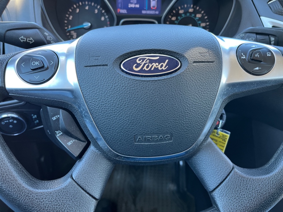 2014 Ford Focus 5dr HB SE, available for sale in Norwich, Connecticut | MACARA Vehicle Services, Inc. Norwich, Connecticut 2014 Ford Focus 5dr HB SE, available for sale in Norwich, Connecticut | MACARA Vehicle Services, Inc. Norwich, Connecticut