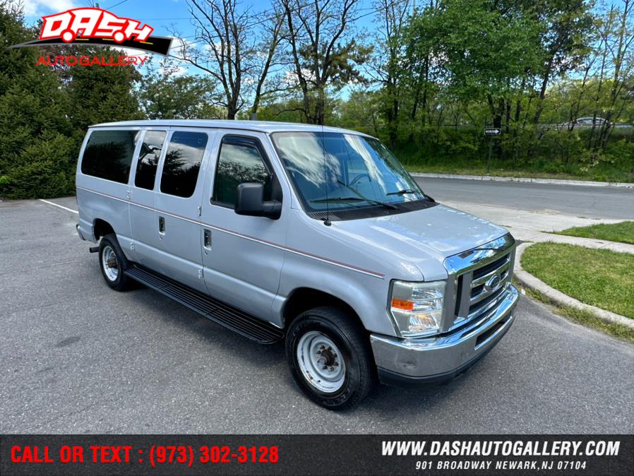 2008 Ford Econoline Wagon E-350 Super Duty XL, available for sale in Newark, New Jersey | Dash Auto Gallery Inc.. Newark, New Jersey 2008 Ford Econoline Wagon E-350 Super Duty XL, available for sale in Newark, New Jersey | Dash Auto Gallery Inc.. Newark, New Jersey