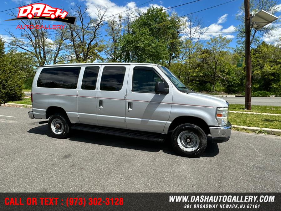 2008 Ford Econoline Wagon E-350 Super Duty XL, available for sale in Newark, New Jersey | Dash Auto Gallery Inc.. Newark, New Jersey 2008 Ford Econoline Wagon E-350 Super Duty XL, available for sale in Newark, New Jersey | Dash Auto Gallery Inc.. Newark, New Jersey