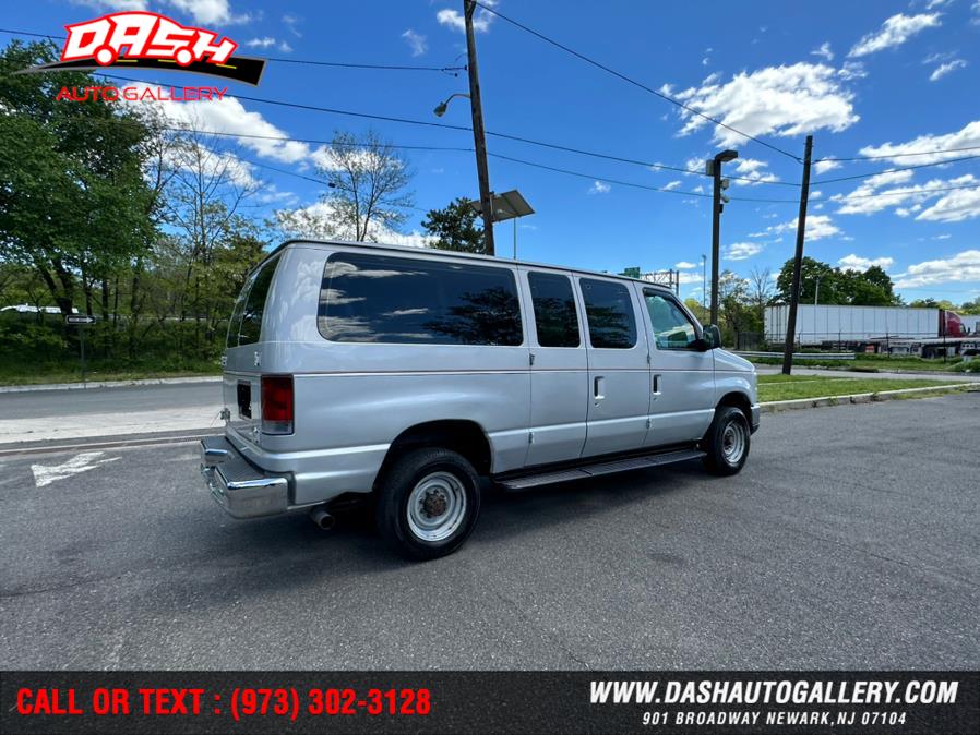 2008 Ford Econoline Wagon E-350 Super Duty XL, available for sale in Newark, New Jersey | Dash Auto Gallery Inc.. Newark, New Jersey 2008 Ford Econoline Wagon E-350 Super Duty XL, available for sale in Newark, New Jersey | Dash Auto Gallery Inc.. Newark, New Jersey