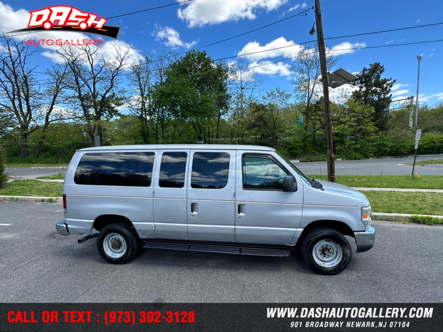 2008 Ford Econoline Wagon E-350 Super Duty XL, available for sale in Newark, New Jersey | Dash Auto Gallery Inc.. Newark, New Jersey 2008 Ford Econoline Wagon E-350 Super Duty XL, available for sale in Newark, New Jersey | Dash Auto Gallery Inc.. Newark, New Jersey