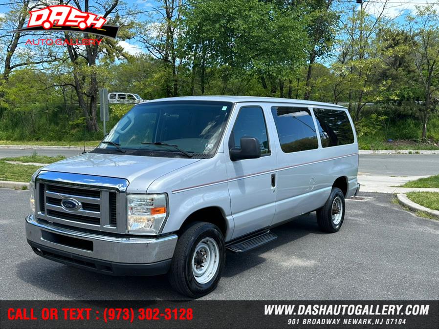 2008 Ford Econoline Wagon E-350 Super Duty XL, available for sale in Newark, New Jersey | Dash Auto Gallery Inc.. Newark, New Jersey 2008 Ford Econoline Wagon E-350 Super Duty XL, available for sale in Newark, New Jersey | Dash Auto Gallery Inc.. Newark, New Jersey