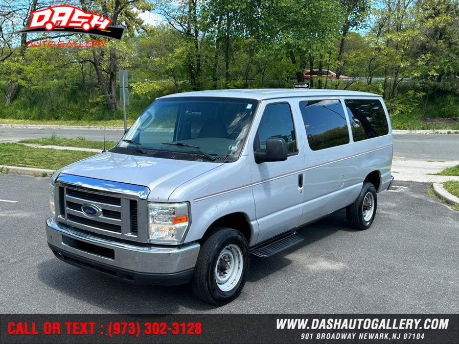 2008 Ford Econoline Wagon E-350 Super Duty XL, available for sale in Newark, New Jersey | Dash Auto Gallery Inc.. Newark, New Jersey 2008 Ford Econoline Wagon E-350 Super Duty XL, available for sale in Newark, New Jersey | Dash Auto Gallery Inc.. Newark, New Jersey