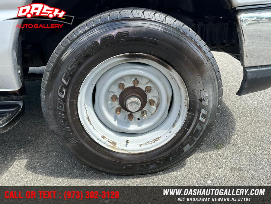 2008 Ford Econoline Wagon E-350 Super Duty XL, available for sale in Newark, New Jersey | Dash Auto Gallery Inc.. Newark, New Jersey 2008 Ford Econoline Wagon E-350 Super Duty XL, available for sale in Newark, New Jersey | Dash Auto Gallery Inc.. Newark, New Jersey