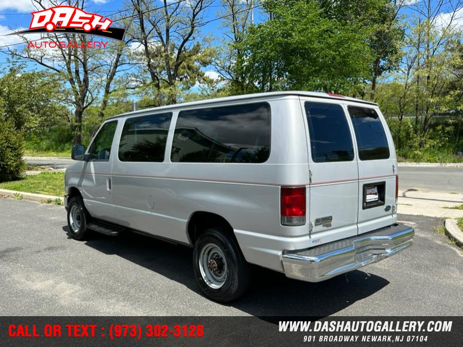 2008 Ford Econoline Wagon E-350 Super Duty XL, available for sale in Newark, New Jersey | Dash Auto Gallery Inc.. Newark, New Jersey 2008 Ford Econoline Wagon E-350 Super Duty XL, available for sale in Newark, New Jersey | Dash Auto Gallery Inc.. Newark, New Jersey