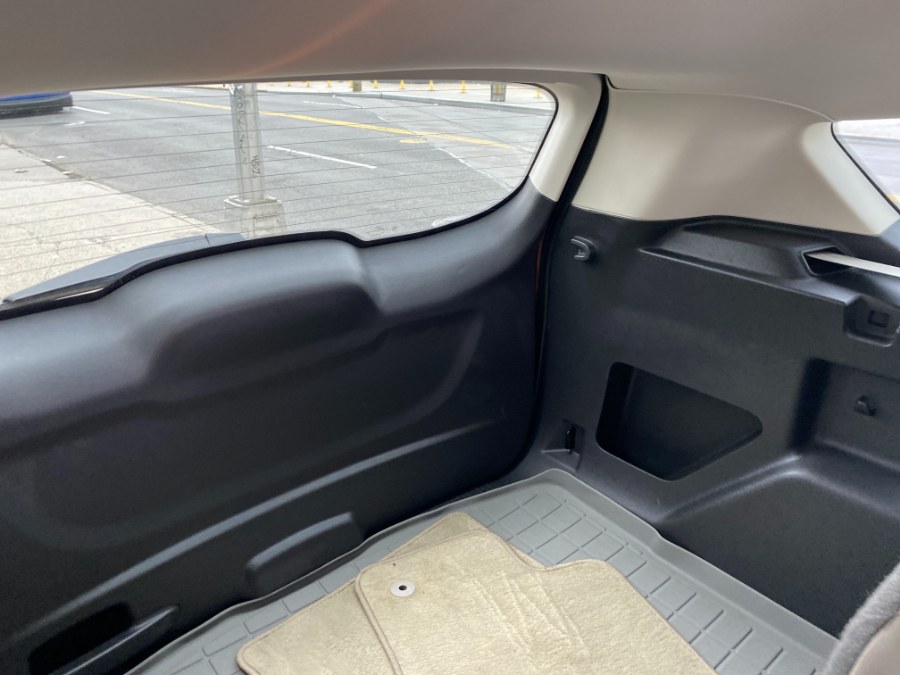 2014 Ford Escape 4WD 4dr SE, available for sale in Middle Village, New York | Middle Village Motors . Middle Village, New York 2014 Ford Escape 4WD 4dr SE, available for sale in Middle Village, New York | Middle Village Motors . Middle Village, New York