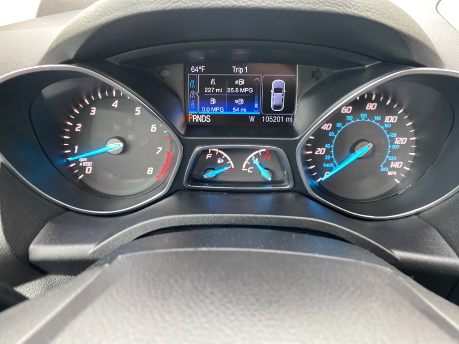 2014 Ford Escape 4WD 4dr SE, available for sale in Middle Village, New York | Middle Village Motors . Middle Village, New York 2014 Ford Escape 4WD 4dr SE, available for sale in Middle Village, New York | Middle Village Motors . Middle Village, New York