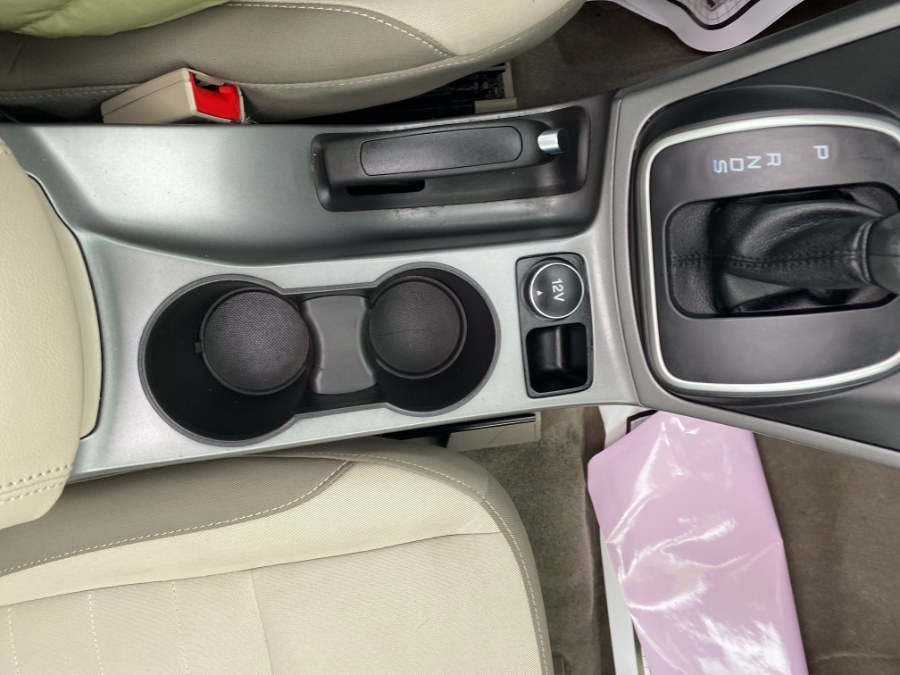 2014 Ford Escape 4WD 4dr SE, available for sale in Middle Village, New York | Middle Village Motors . Middle Village, New York 2014 Ford Escape 4WD 4dr SE, available for sale in Middle Village, New York | Middle Village Motors . Middle Village, New York