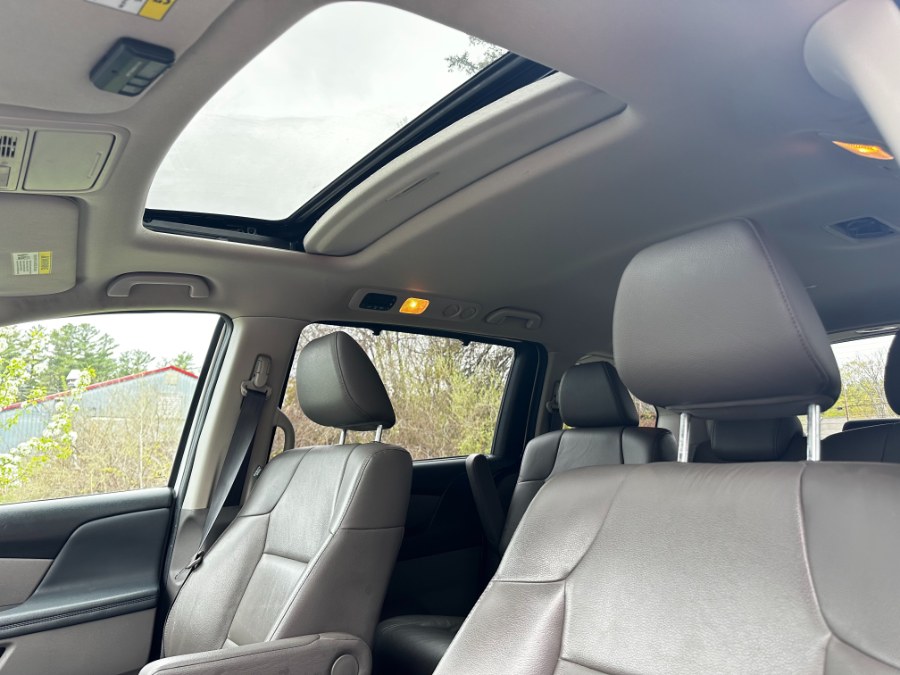 2014 Honda Odyssey 5dr EX-L w/Navi, available for sale in Auburn, New Hampshire | ODA Auto Precision LLC. Auburn, New Hampshire 2014 Honda Odyssey 5dr EX-L w/Navi, available for sale in Auburn, New Hampshire | ODA Auto Precision LLC. Auburn, New Hampshire