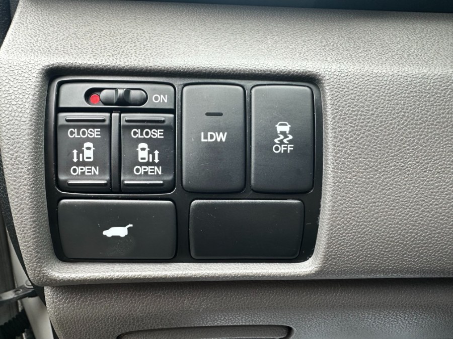 2014 Honda Odyssey 5dr EX-L w/Navi, available for sale in Auburn, New Hampshire | ODA Auto Precision LLC. Auburn, New Hampshire 2014 Honda Odyssey 5dr EX-L w/Navi, available for sale in Auburn, New Hampshire | ODA Auto Precision LLC. Auburn, New Hampshire