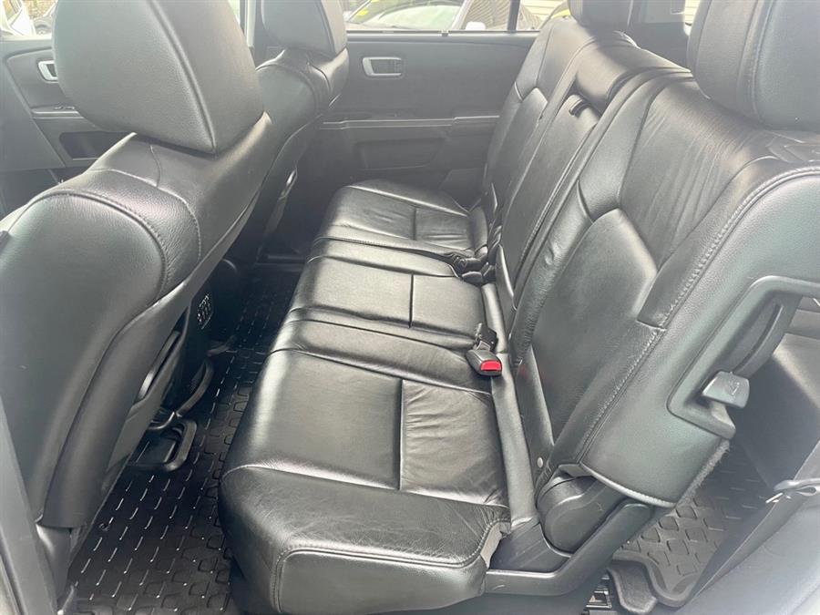 2014 Honda Pilot TOURING, available for sale in Lawrence, Massachusetts | Home Run Auto Sales Inc. Lawrence, Massachusetts 2014 Honda Pilot TOURING, available for sale in Lawrence, Massachusetts | Home Run Auto Sales Inc. Lawrence, Massachusetts