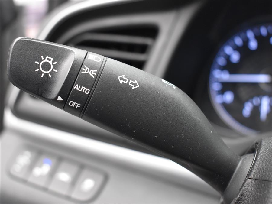 2020 Hyundai Elantra SEL IVT, available for sale in Irvington, New Jersey | Foreign Auto Imports. Irvington, New Jersey 2020 Hyundai Elantra SEL IVT, available for sale in Irvington, New Jersey | Foreign Auto Imports. Irvington, New Jersey