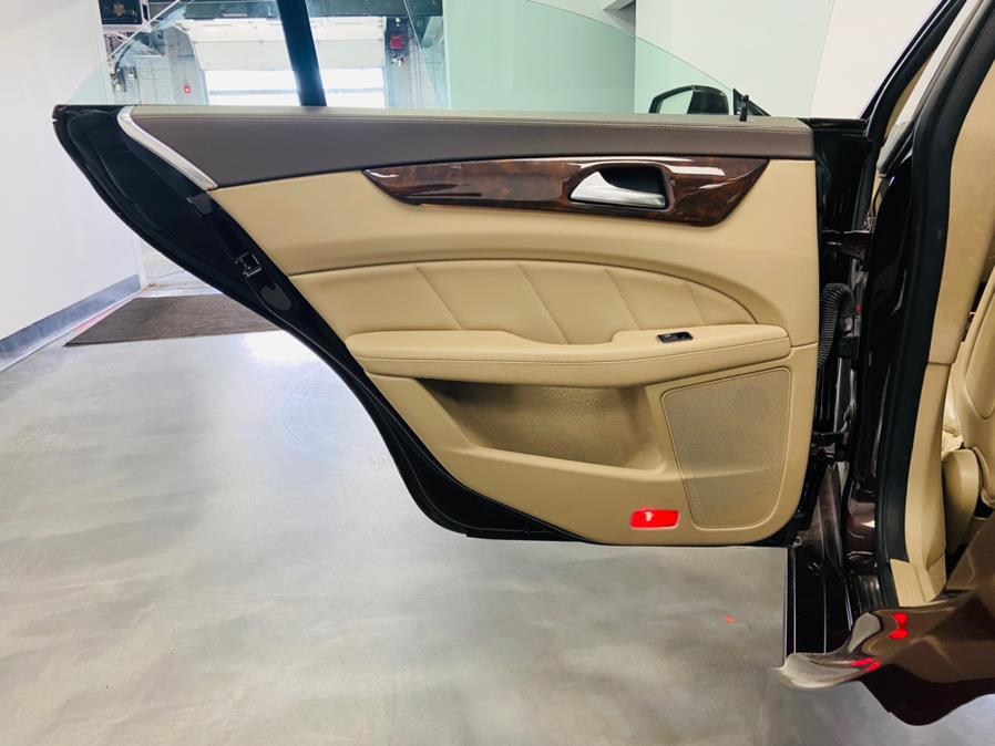 2013 Mercedes-Benz CLS-Class 4dr Sdn CLS550 4MATIC, available for sale in Linden, New Jersey | East Coast Auto Group. Linden, New Jersey 2013 Mercedes-Benz CLS-Class 4dr Sdn CLS550 4MATIC, available for sale in Linden, New Jersey | East Coast Auto Group. Linden, New Jersey