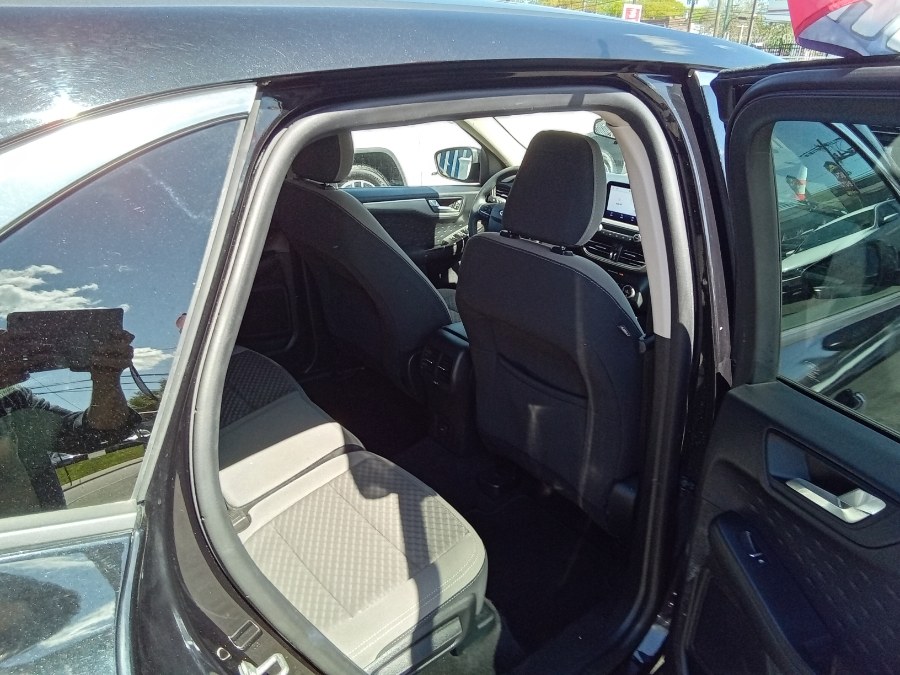 2020 Ford Escape SE AWD, available for sale in Irvington, New Jersey | NJ Used Cars Center. Irvington, New Jersey 2020 Ford Escape SE AWD, available for sale in Irvington, New Jersey | NJ Used Cars Center. Irvington, New Jersey