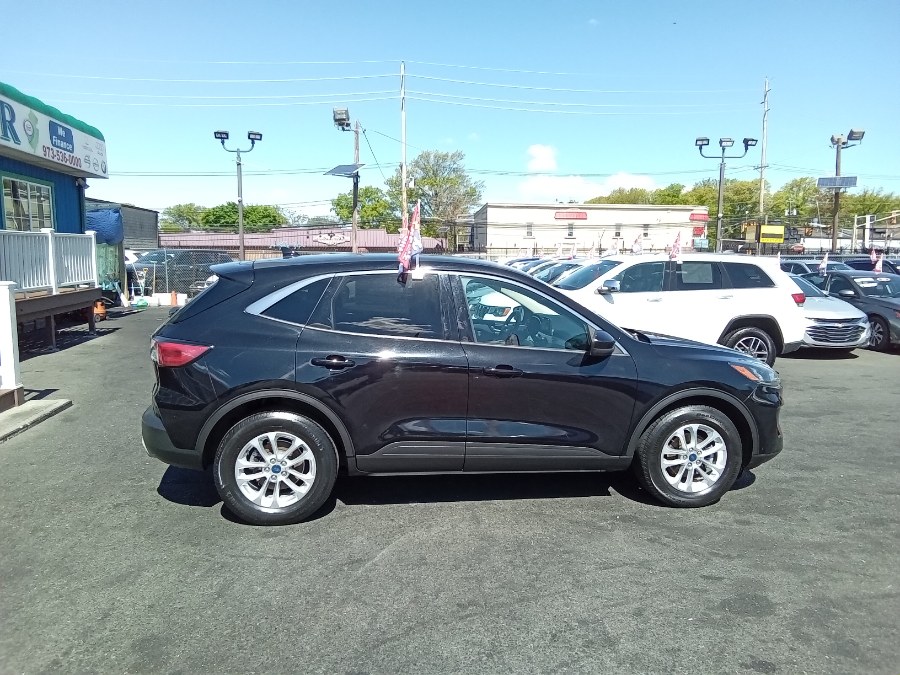 2020 Ford Escape SE AWD, available for sale in Irvington, New Jersey | NJ Used Cars Center. Irvington, New Jersey 2020 Ford Escape SE AWD, available for sale in Irvington, New Jersey | NJ Used Cars Center. Irvington, New Jersey
