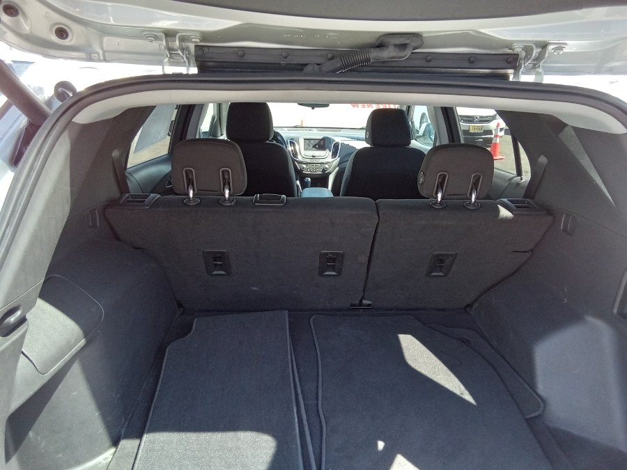 2020 Chevrolet Equinox FWD 4dr LT w/1LT, available for sale in Irvington, New Jersey | NJ Used Cars Center. Irvington, New Jersey 2020 Chevrolet Equinox FWD 4dr LT w/1LT, available for sale in Irvington, New Jersey | NJ Used Cars Center. Irvington, New Jersey