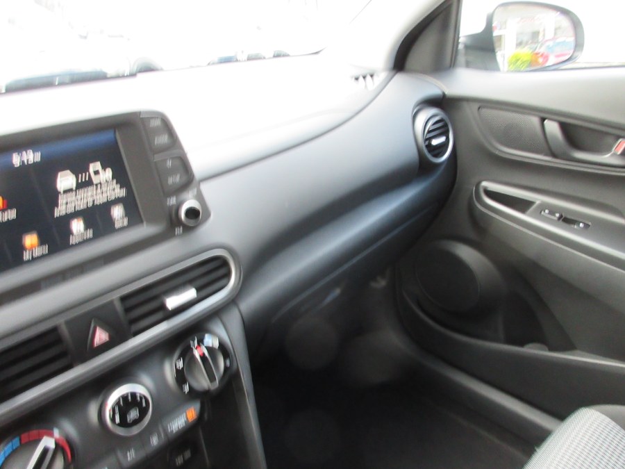 2021 Hyundai Kona SEL Auto AWD, available for sale in Linden, New Jersey | Route 27 Auto Mall. Linden, New Jersey 2021 Hyundai Kona SEL Auto AWD, available for sale in Linden, New Jersey | Route 27 Auto Mall. Linden, New Jersey