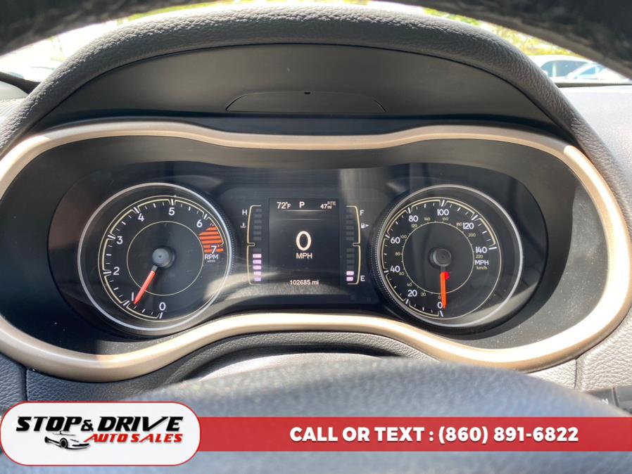 2017 Jeep Cherokee Latitude 4x4, available for sale in East Windsor, Connecticut | Stop & Drive Auto Sales. East Windsor, Connecticut 2017 Jeep Cherokee Latitude 4x4, available for sale in East Windsor, Connecticut | Stop & Drive Auto Sales. East Windsor, Connecticut