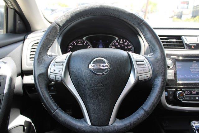 2018 Nissan Altima 2.5 SV, available for sale in Elmont, New York | NY Luxury Motors. Elmont, New York 2018 Nissan Altima 2.5 SV, available for sale in Elmont, New York | NY Luxury Motors. Elmont, New York