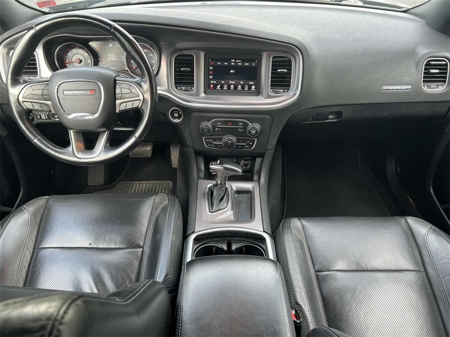 2019 Dodge Charger SXT, available for sale in Wantagh, New York | Wantagh Certified. Wantagh, New York 2019 Dodge Charger SXT, available for sale in Wantagh, New York | Wantagh Certified. Wantagh, New York