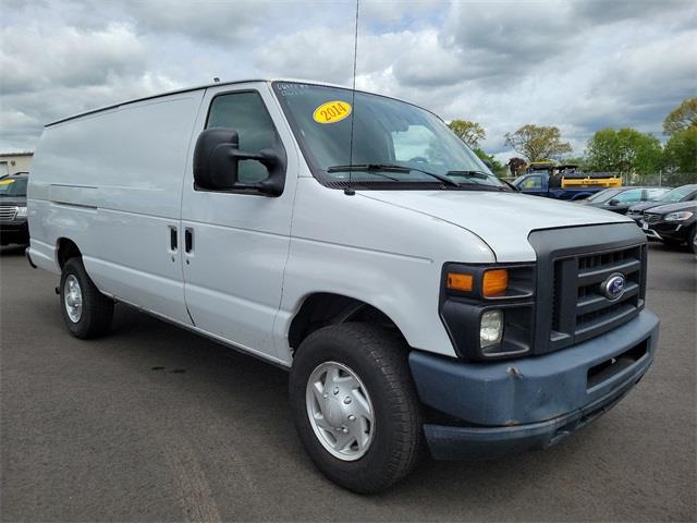 2014 Ford E-350sd Commercial, available for sale in Stratford, Connecticut | Wiz Leasing Inc. Stratford, Connecticut 2014 Ford E-350sd Commercial, available for sale in Stratford, Connecticut | Wiz Leasing Inc. Stratford, Connecticut
