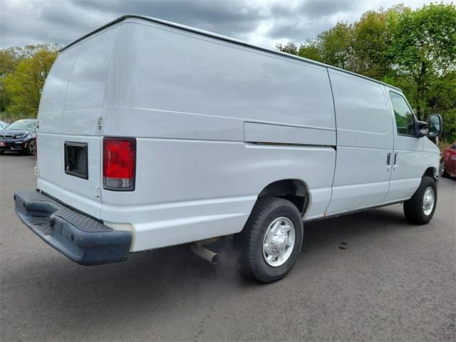 2014 Ford E-350sd Commercial, available for sale in Stratford, Connecticut | Wiz Leasing Inc. Stratford, Connecticut 2014 Ford E-350sd Commercial, available for sale in Stratford, Connecticut | Wiz Leasing Inc. Stratford, Connecticut