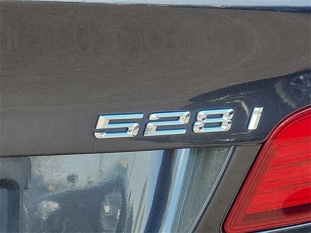 2015 BMW 5 Series 528i xDrive, available for sale in Stratford, Connecticut | Wiz Leasing Inc. Stratford, Connecticut 2015 BMW 5 Series 528i xDrive, available for sale in Stratford, Connecticut | Wiz Leasing Inc. Stratford, Connecticut