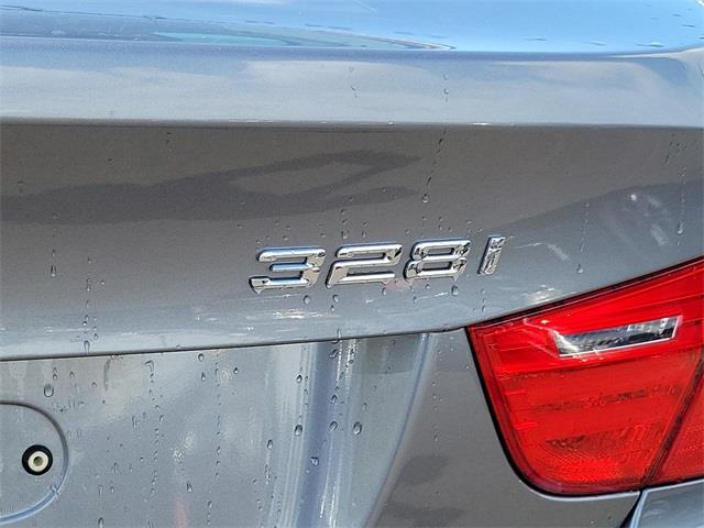 2011 BMW 3 Series 328i xDrive, available for sale in Stratford, Connecticut | Wiz Leasing Inc. Stratford, Connecticut 2011 BMW 3 Series 328i xDrive, available for sale in Stratford, Connecticut | Wiz Leasing Inc. Stratford, Connecticut