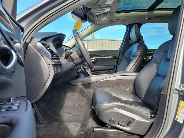 2016 Volvo Xc90 T6 Momentum, available for sale in Stratford, Connecticut | Wiz Leasing Inc. Stratford, Connecticut 2016 Volvo Xc90 T6 Momentum, available for sale in Stratford, Connecticut | Wiz Leasing Inc. Stratford, Connecticut