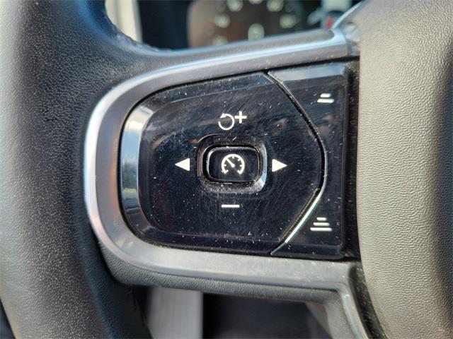 2016 Volvo Xc90 T6 Momentum, available for sale in Stratford, Connecticut | Wiz Leasing Inc. Stratford, Connecticut 2016 Volvo Xc90 T6 Momentum, available for sale in Stratford, Connecticut | Wiz Leasing Inc. Stratford, Connecticut