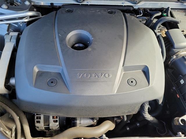 2016 Volvo Xc90 T6 Momentum, available for sale in Stratford, Connecticut | Wiz Leasing Inc. Stratford, Connecticut 2016 Volvo Xc90 T6 Momentum, available for sale in Stratford, Connecticut | Wiz Leasing Inc. Stratford, Connecticut