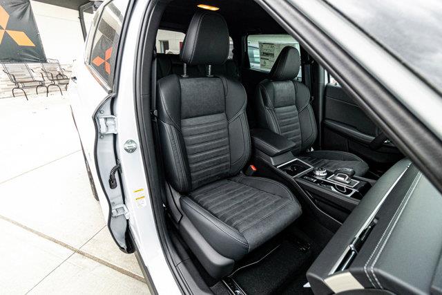 2023 Mitsubishi Outlander SE, available for sale in Great Neck, New York | Camy Cars. Great Neck, New York 2023 Mitsubishi Outlander SE, available for sale in Great Neck, New York | Camy Cars. Great Neck, New York
