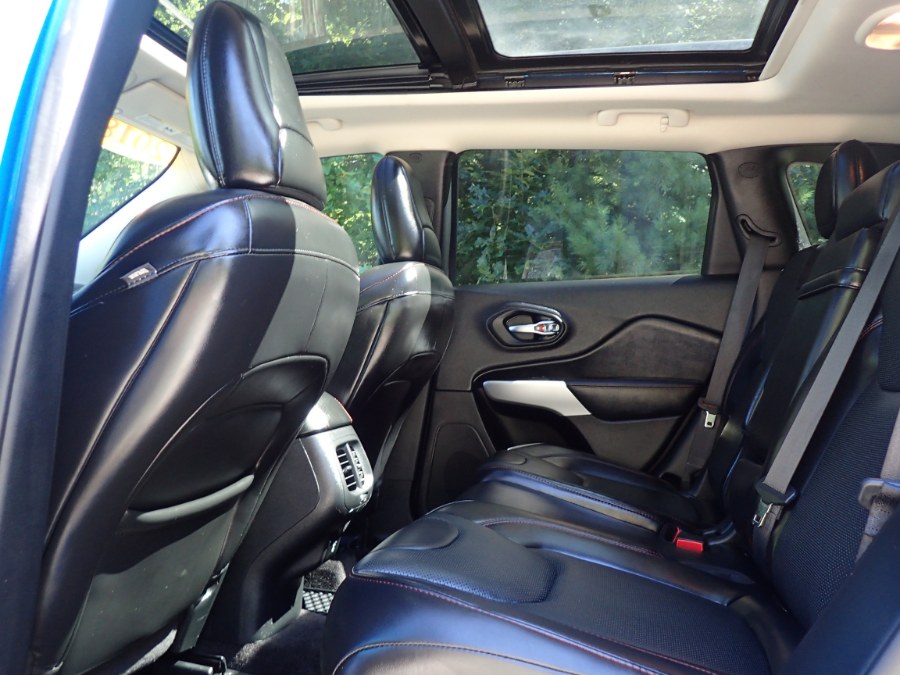2018 Jeep Cherokee Trailhawk 4x4, available for sale in Storrs, Connecticut | Eagleville Motors. Storrs, Connecticut 2018 Jeep Cherokee Trailhawk 4x4, available for sale in Storrs, Connecticut | Eagleville Motors. Storrs, Connecticut