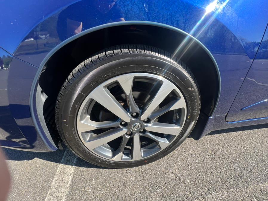 2017 Nissan Altima 2.5 SR Sedan, available for sale in Waterbury, Connecticut | Platinum Auto Care. Waterbury, Connecticut 2017 Nissan Altima 2.5 SR Sedan, available for sale in Waterbury, Connecticut | Platinum Auto Care. Waterbury, Connecticut