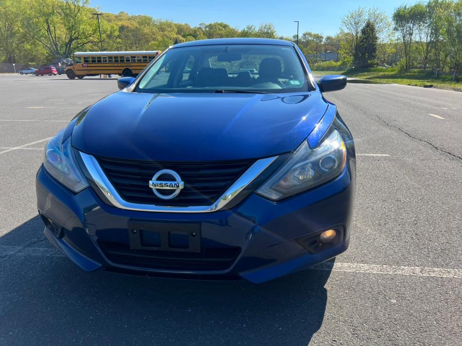 2017 Nissan Altima 2.5 SR Sedan, available for sale in Waterbury, Connecticut | Platinum Auto Care. Waterbury, Connecticut 2017 Nissan Altima 2.5 SR Sedan, available for sale in Waterbury, Connecticut | Platinum Auto Care. Waterbury, Connecticut