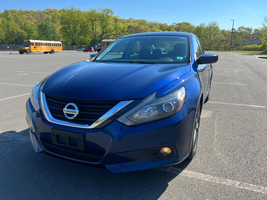 2017 Nissan Altima 2.5 SR Sedan, available for sale in Waterbury, Connecticut | Platinum Auto Care. Waterbury, Connecticut 2017 Nissan Altima 2.5 SR Sedan, available for sale in Waterbury, Connecticut | Platinum Auto Care. Waterbury, Connecticut