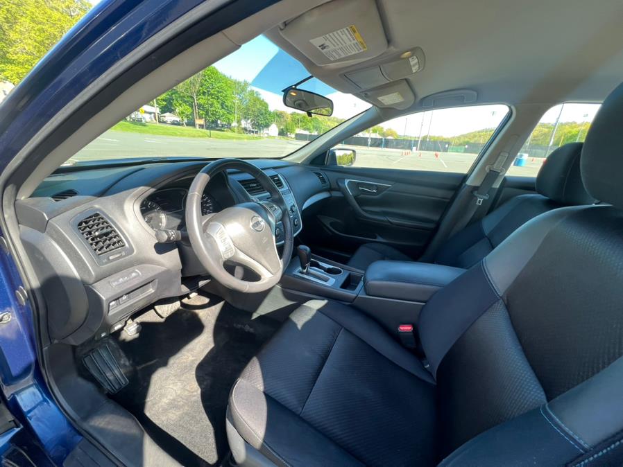 2017 Nissan Altima 2.5 SR Sedan, available for sale in Waterbury, Connecticut | Platinum Auto Care. Waterbury, Connecticut 2017 Nissan Altima 2.5 SR Sedan, available for sale in Waterbury, Connecticut | Platinum Auto Care. Waterbury, Connecticut