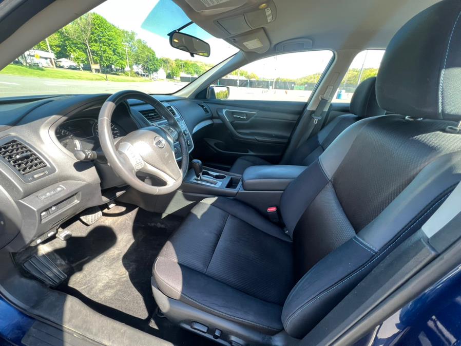2017 Nissan Altima 2.5 SR Sedan, available for sale in Waterbury, Connecticut | Platinum Auto Care. Waterbury, Connecticut 2017 Nissan Altima 2.5 SR Sedan, available for sale in Waterbury, Connecticut | Platinum Auto Care. Waterbury, Connecticut