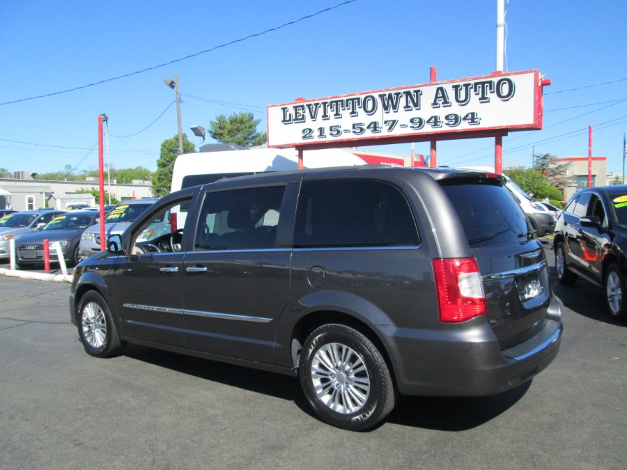 2015 Chrysler Town & Country 4dr Wgn Touring-L, available for sale in Levittown, Pennsylvania | Levittown Auto. Levittown, Pennsylvania 2015 Chrysler Town & Country 4dr Wgn Touring-L, available for sale in Levittown, Pennsylvania | Levittown Auto. Levittown, Pennsylvania