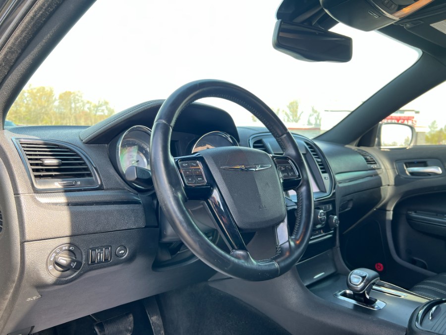 2014 Chrysler 300 4dr Sdn 300S AWD, available for sale in Ortonville, Michigan | Marsh Auto Sales LLC. Ortonville, Michigan 2014 Chrysler 300 4dr Sdn 300S AWD, available for sale in Ortonville, Michigan | Marsh Auto Sales LLC. Ortonville, Michigan