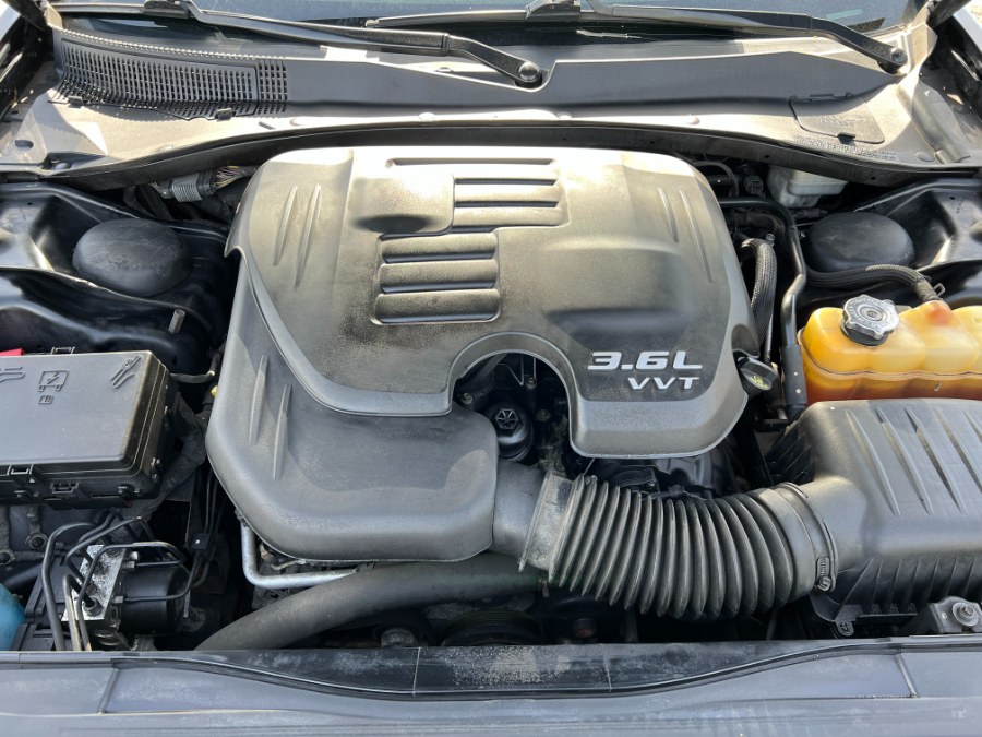 2014 Chrysler 300 4dr Sdn 300S AWD, available for sale in Ortonville, Michigan | Marsh Auto Sales LLC. Ortonville, Michigan 2014 Chrysler 300 4dr Sdn 300S AWD, available for sale in Ortonville, Michigan | Marsh Auto Sales LLC. Ortonville, Michigan