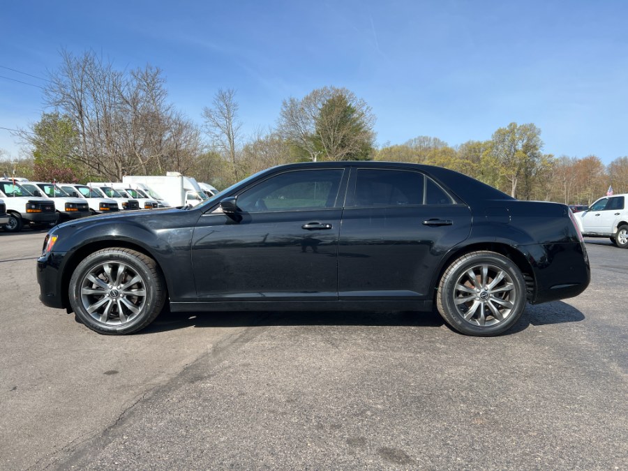 2014 Chrysler 300 4dr Sdn 300S AWD, available for sale in Ortonville, Michigan | Marsh Auto Sales LLC. Ortonville, Michigan 2014 Chrysler 300 4dr Sdn 300S AWD, available for sale in Ortonville, Michigan | Marsh Auto Sales LLC. Ortonville, Michigan