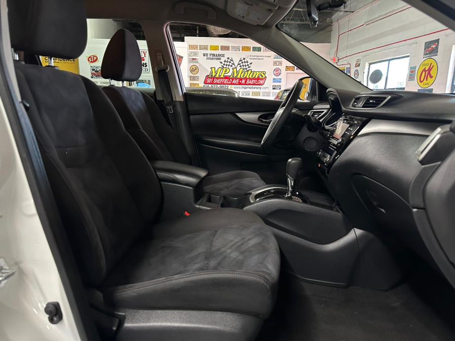 2015 Nissan Rogue AWD 4dr SV, available for sale in West Babylon , New York | MP Motors Inc. West Babylon , New York 2015 Nissan Rogue AWD 4dr SV, available for sale in West Babylon , New York | MP Motors Inc. West Babylon , New York