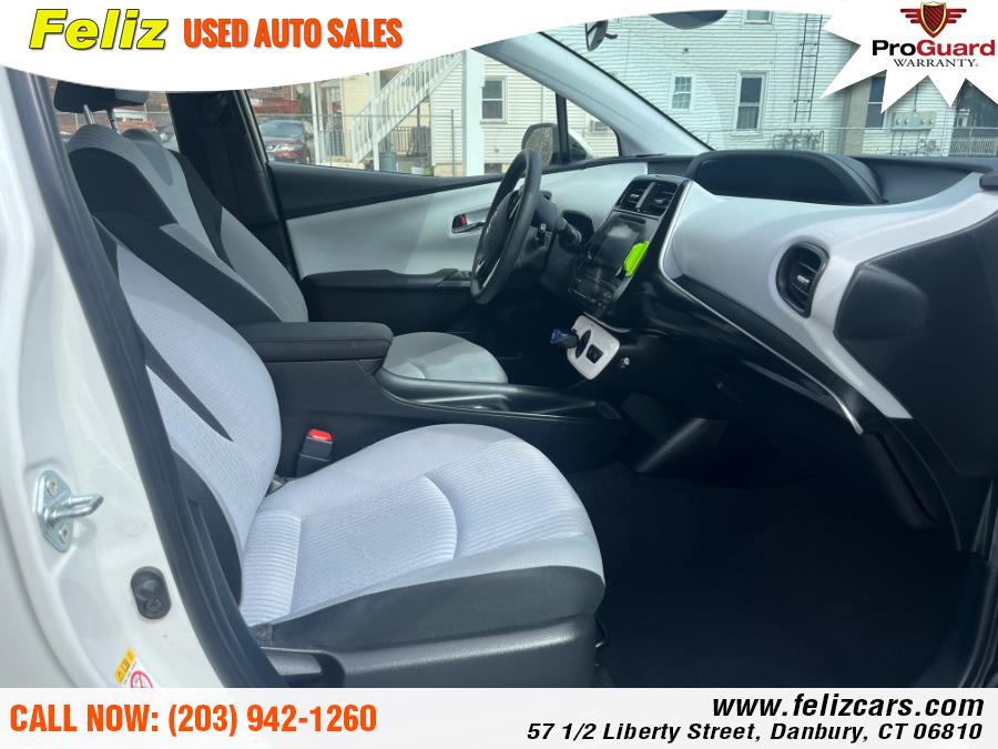 2016 Toyota Prius 5dr HB Two (Natl), available for sale in Danbury, Connecticut | Feliz Used Auto Sales. Danbury, Connecticut 2016 Toyota Prius 5dr HB Two (Natl), available for sale in Danbury, Connecticut | Feliz Used Auto Sales. Danbury, Connecticut